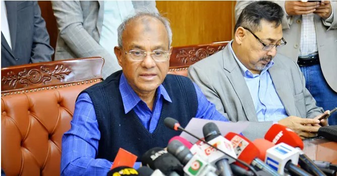 ওসমান হাদির হামলাকারীদের ধরিয়ে দিলে ৫০ লাখ টাকা পুরস্কার : স্বরাষ্ট্র উপদেষ্টা